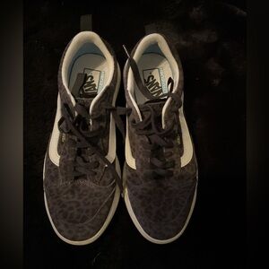 Vans Ultra Range Sneakers